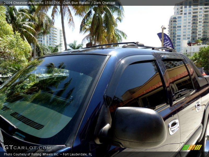 Dark Blue Metallic / Dark Charcoal 2004 Chevrolet Avalanche 1500 Z66