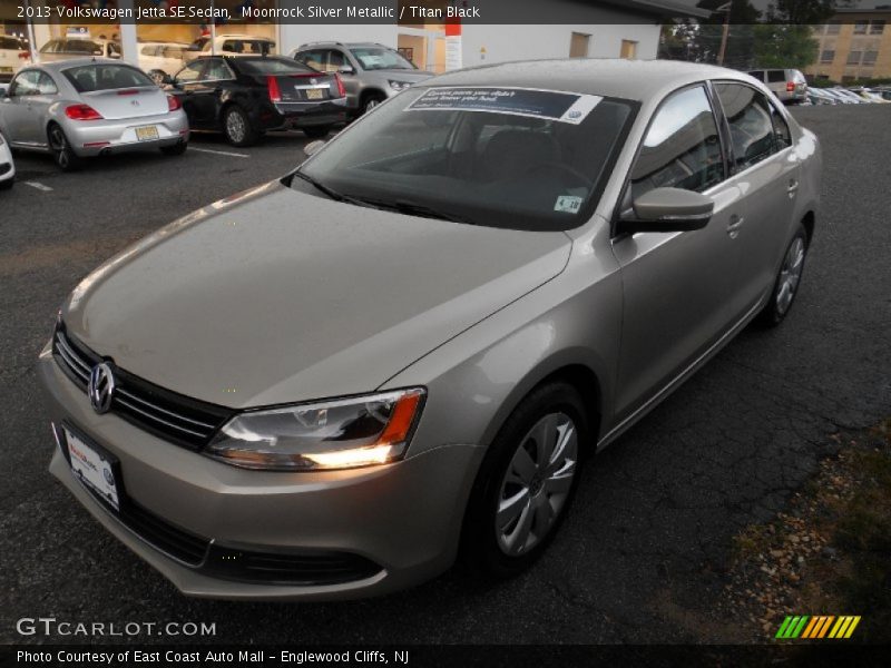 Moonrock Silver Metallic / Titan Black 2013 Volkswagen Jetta SE Sedan
