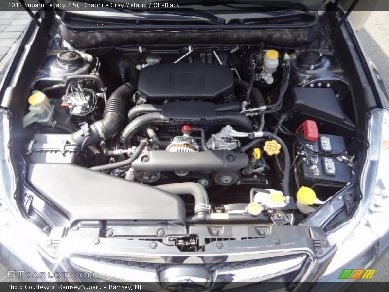 Graphite Gray Metallic / Off-Black 2011 Subaru Legacy 2.5i