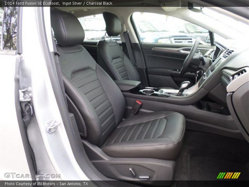 Front Seat of 2014 Fusion SE EcoBoost