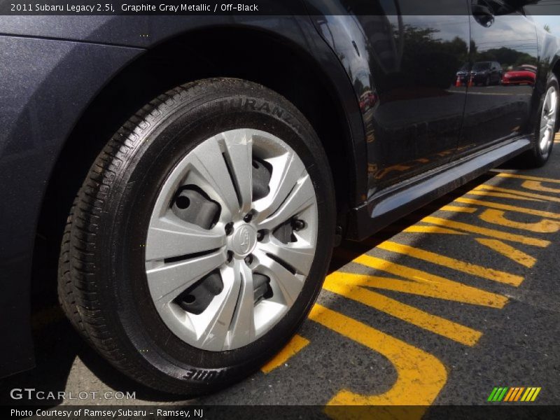 Graphite Gray Metallic / Off-Black 2011 Subaru Legacy 2.5i