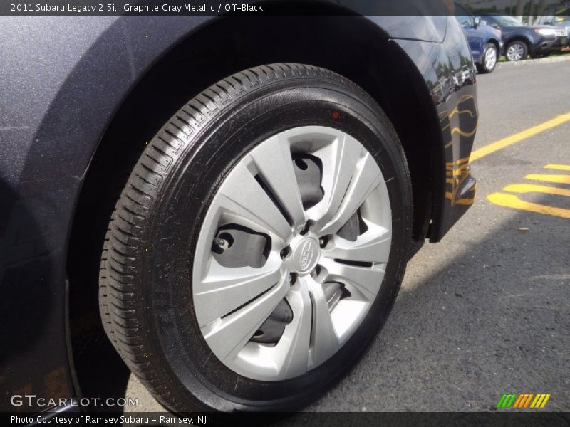 Graphite Gray Metallic / Off-Black 2011 Subaru Legacy 2.5i