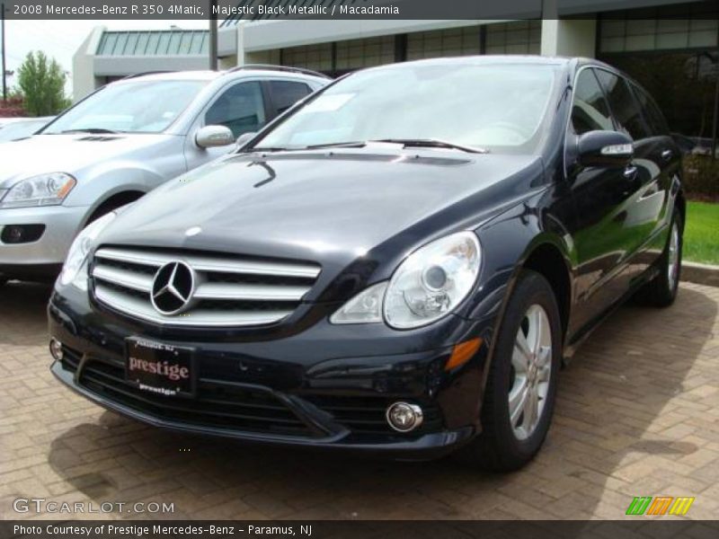 Majestic Black Metallic / Macadamia 2008 Mercedes-Benz R 350 4Matic