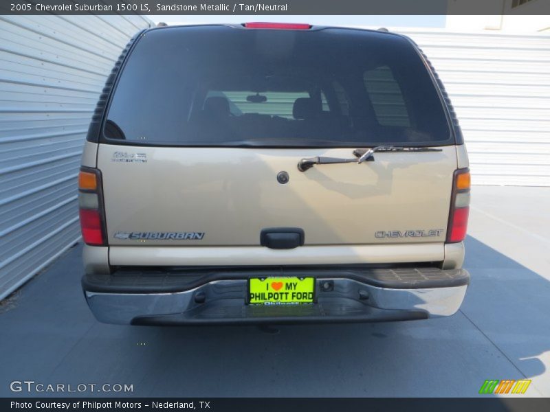 Sandstone Metallic / Tan/Neutral 2005 Chevrolet Suburban 1500 LS