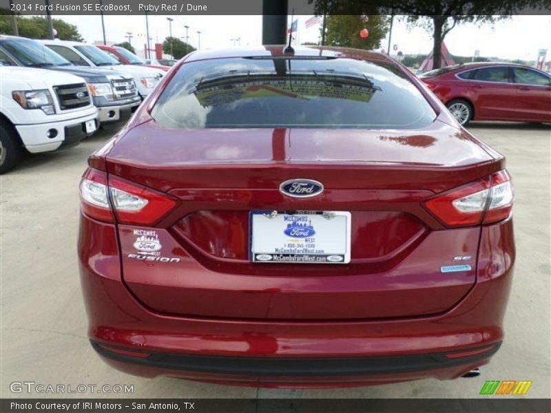 Ruby Red / Dune 2014 Ford Fusion SE EcoBoost