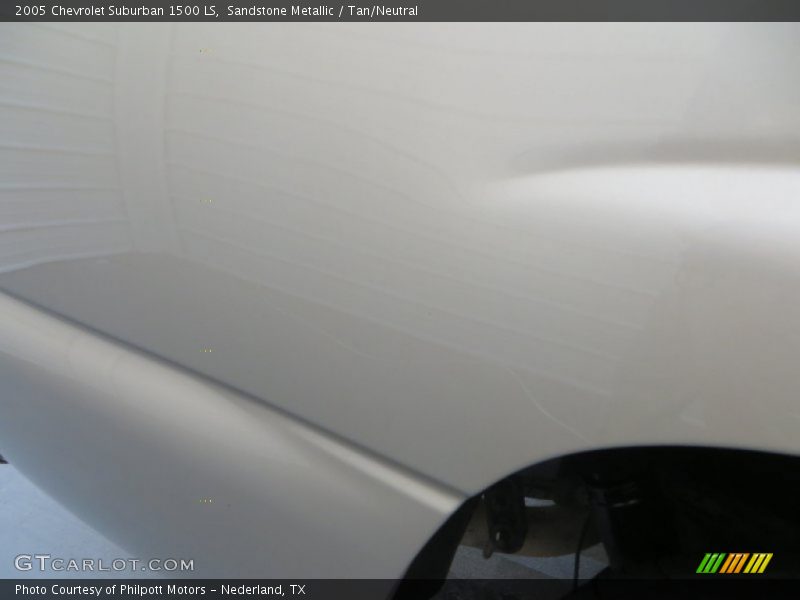 Sandstone Metallic / Tan/Neutral 2005 Chevrolet Suburban 1500 LS