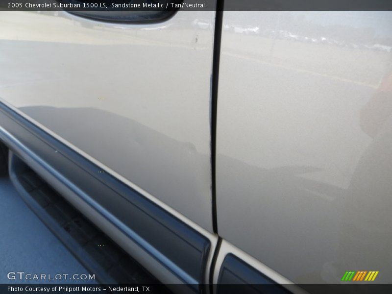Sandstone Metallic / Tan/Neutral 2005 Chevrolet Suburban 1500 LS