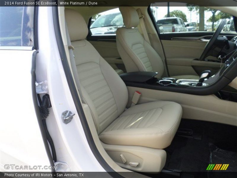 Front Seat of 2014 Fusion SE EcoBoost