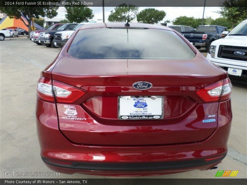 Ruby Red / Dune 2014 Ford Fusion SE EcoBoost