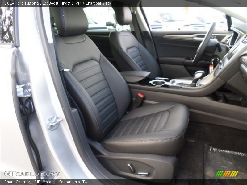 Front Seat of 2014 Fusion SE EcoBoost