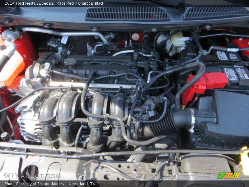 Race Red / Charcoal Black 2014 Ford Fiesta SE Sedan