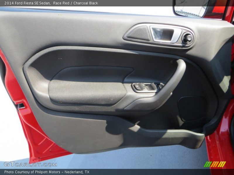 Race Red / Charcoal Black 2014 Ford Fiesta SE Sedan