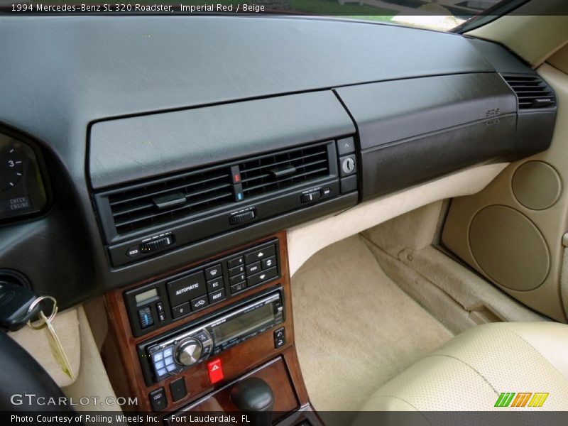 Imperial Red / Beige 1994 Mercedes-Benz SL 320 Roadster