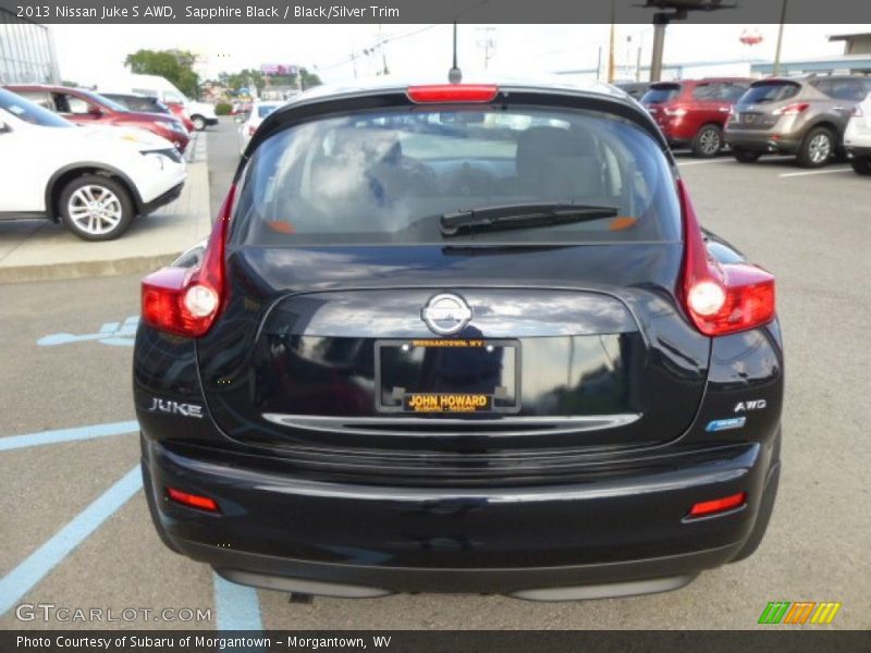 Sapphire Black / Black/Silver Trim 2013 Nissan Juke S AWD