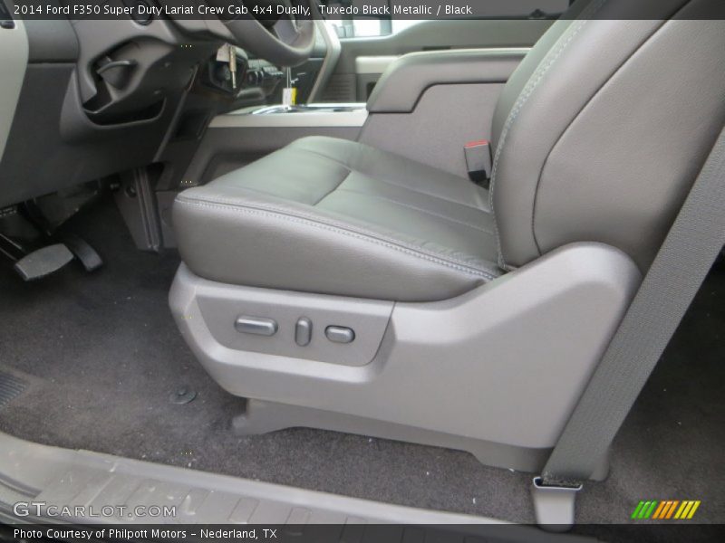 Front Seat of 2014 F350 Super Duty Lariat Crew Cab 4x4 Dually