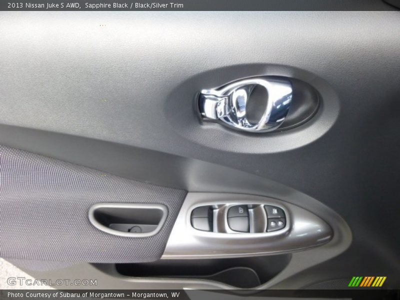 Sapphire Black / Black/Silver Trim 2013 Nissan Juke S AWD