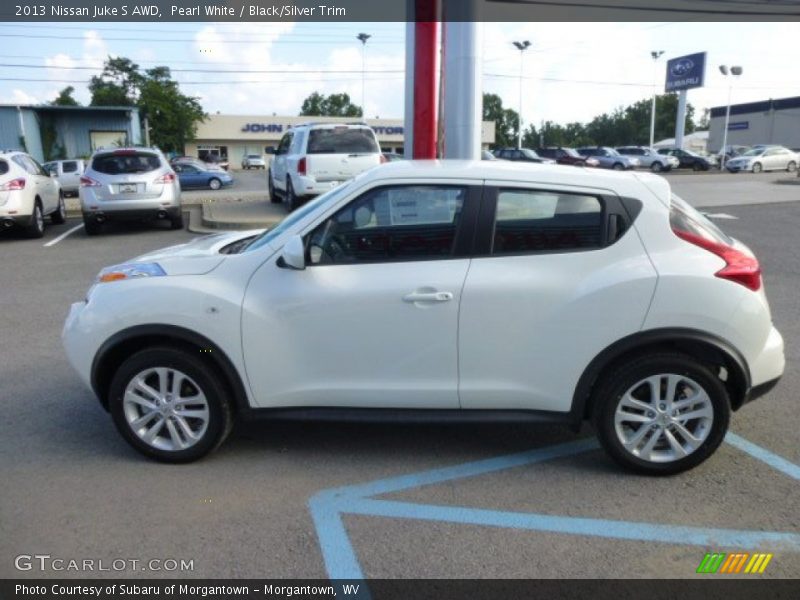 Pearl White / Black/Silver Trim 2013 Nissan Juke S AWD