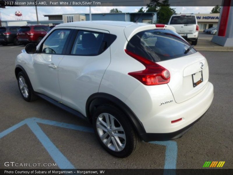 Pearl White / Black/Silver Trim 2013 Nissan Juke S AWD