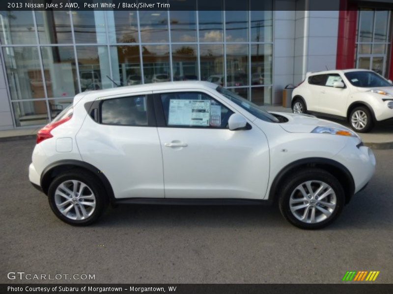 Pearl White / Black/Silver Trim 2013 Nissan Juke S AWD