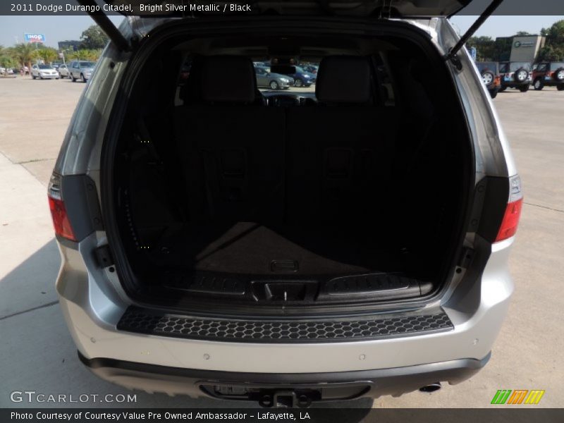 Bright Silver Metallic / Black 2011 Dodge Durango Citadel
