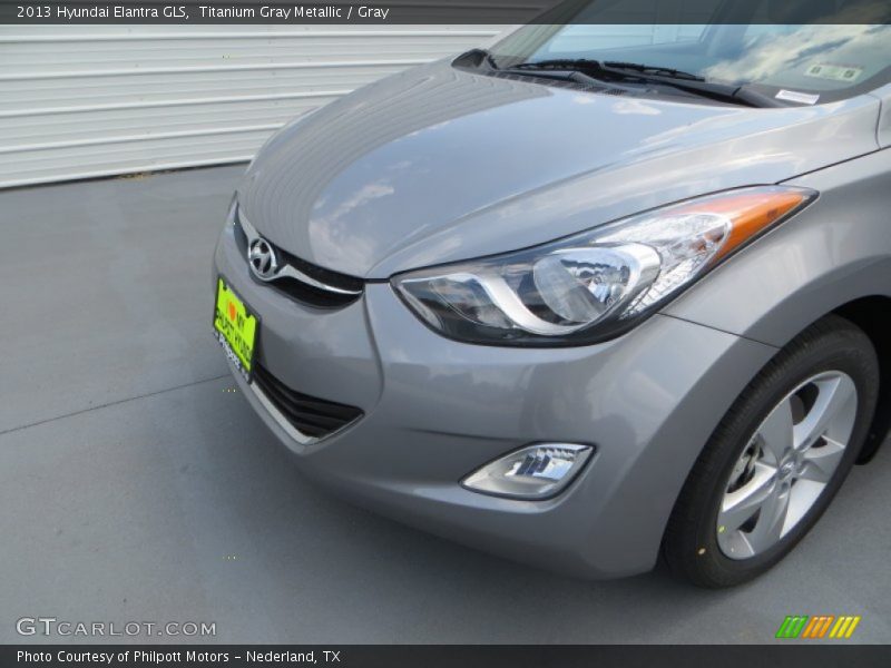 Titanium Gray Metallic / Gray 2013 Hyundai Elantra GLS