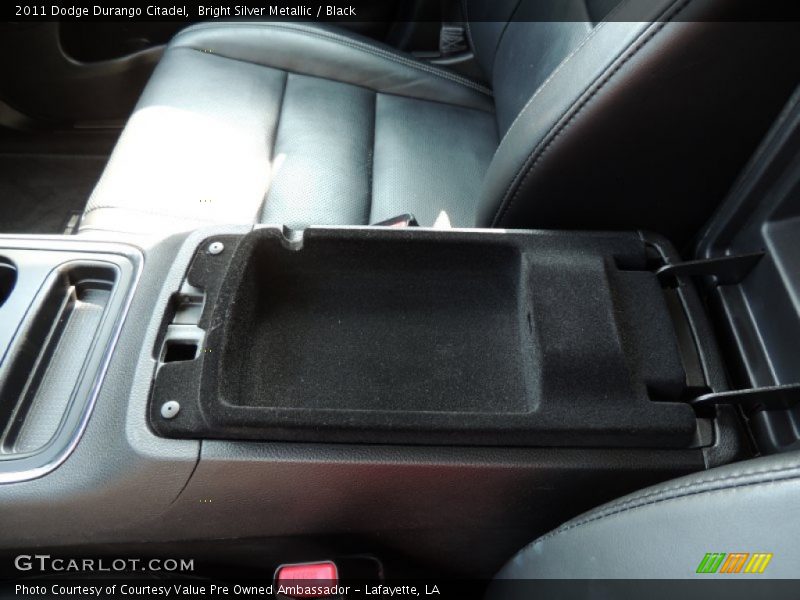 Bright Silver Metallic / Black 2011 Dodge Durango Citadel