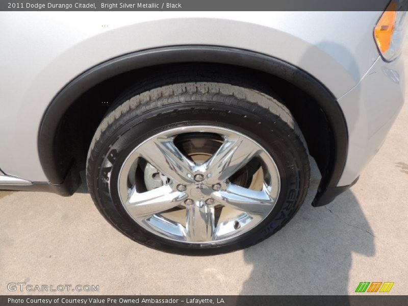 Bright Silver Metallic / Black 2011 Dodge Durango Citadel