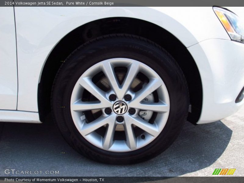 Pure White / Cornsilk Beige 2014 Volkswagen Jetta SE Sedan