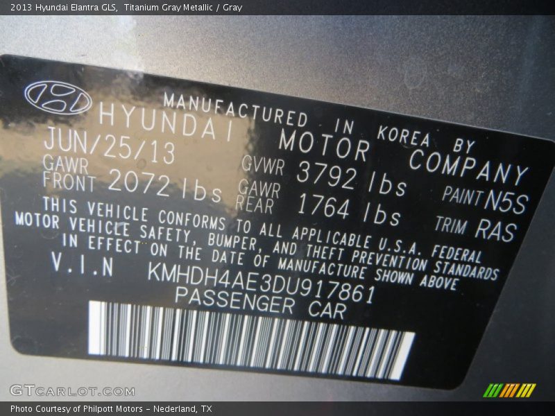 Titanium Gray Metallic / Gray 2013 Hyundai Elantra GLS