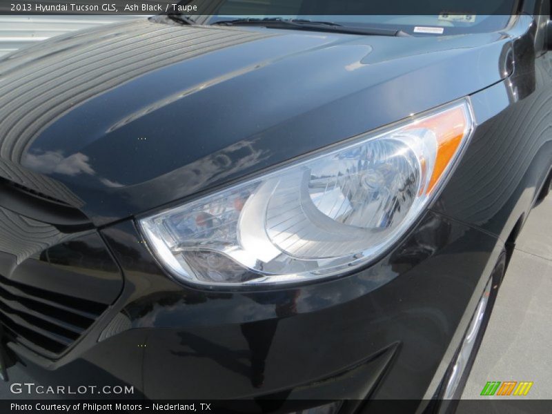 Ash Black / Taupe 2013 Hyundai Tucson GLS