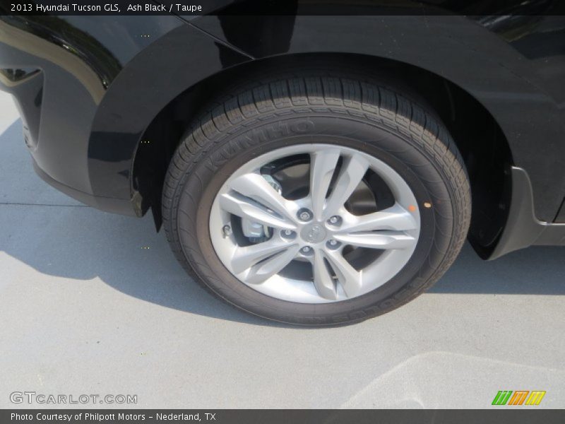 Ash Black / Taupe 2013 Hyundai Tucson GLS