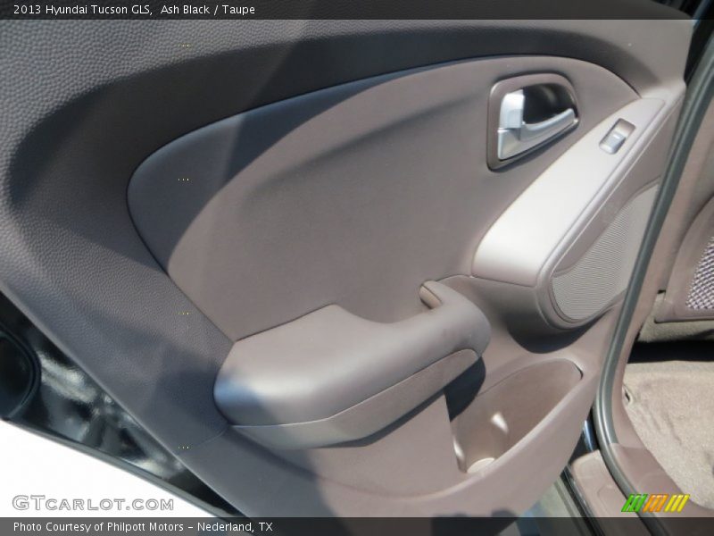 Ash Black / Taupe 2013 Hyundai Tucson GLS