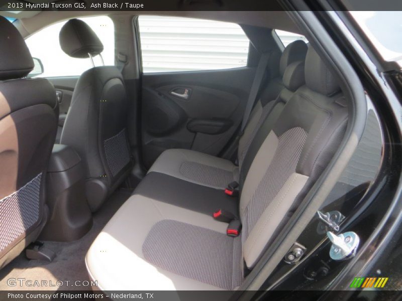 Ash Black / Taupe 2013 Hyundai Tucson GLS