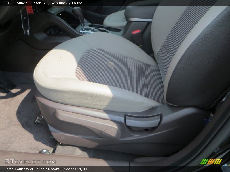 Ash Black / Taupe 2013 Hyundai Tucson GLS