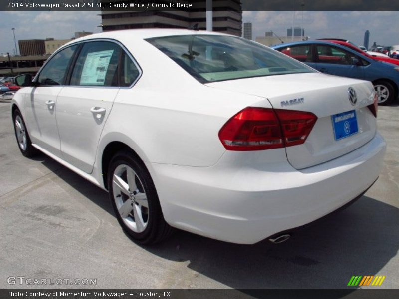 Candy White / Cornsilk Beige 2014 Volkswagen Passat 2.5L SE