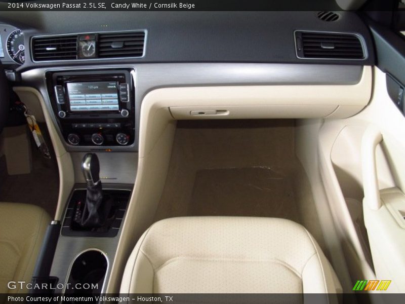 Candy White / Cornsilk Beige 2014 Volkswagen Passat 2.5L SE