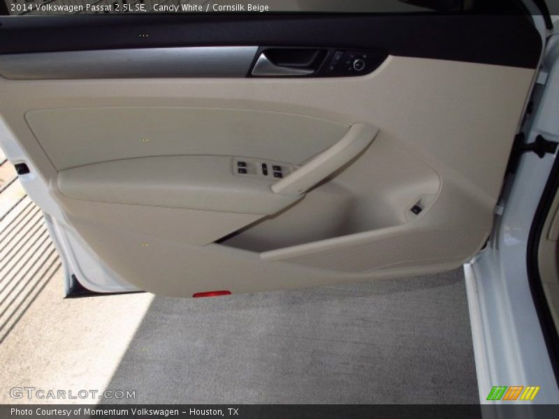 Candy White / Cornsilk Beige 2014 Volkswagen Passat 2.5L SE