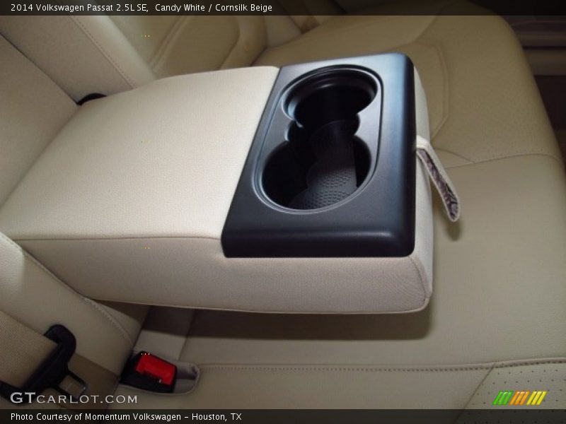 Candy White / Cornsilk Beige 2014 Volkswagen Passat 2.5L SE