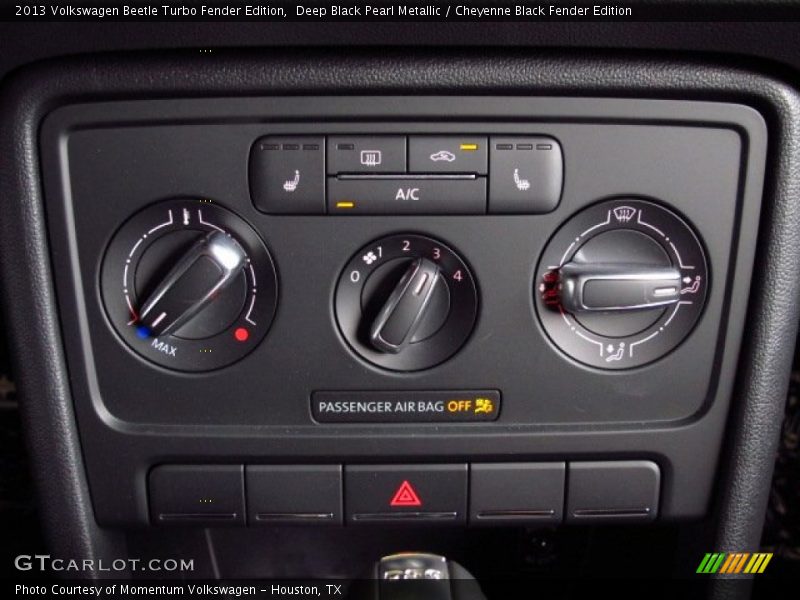 Controls of 2013 Beetle Turbo Fender Edition