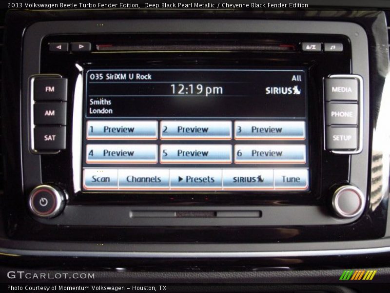 Audio System of 2013 Beetle Turbo Fender Edition