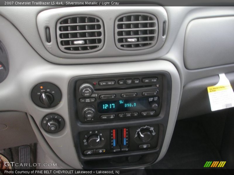 Silverstone Metallic / Light Gray 2007 Chevrolet TrailBlazer LS 4x4