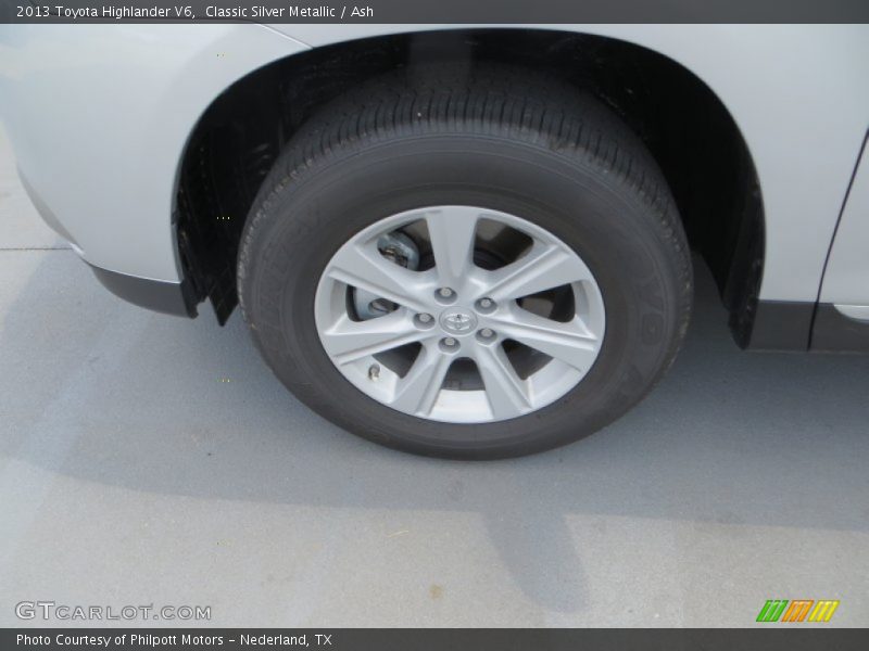 Classic Silver Metallic / Ash 2013 Toyota Highlander V6