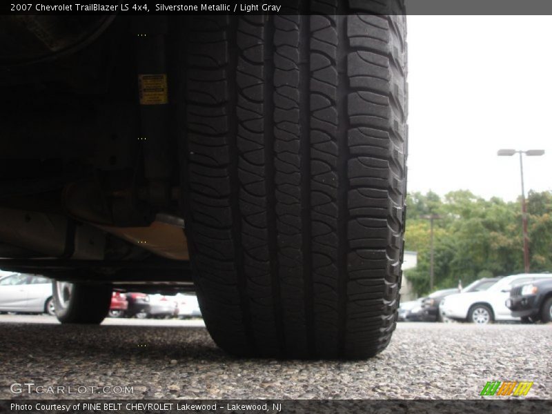 Silverstone Metallic / Light Gray 2007 Chevrolet TrailBlazer LS 4x4