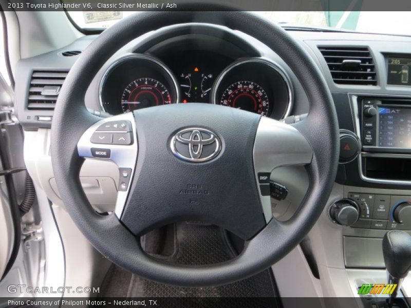 Classic Silver Metallic / Ash 2013 Toyota Highlander V6