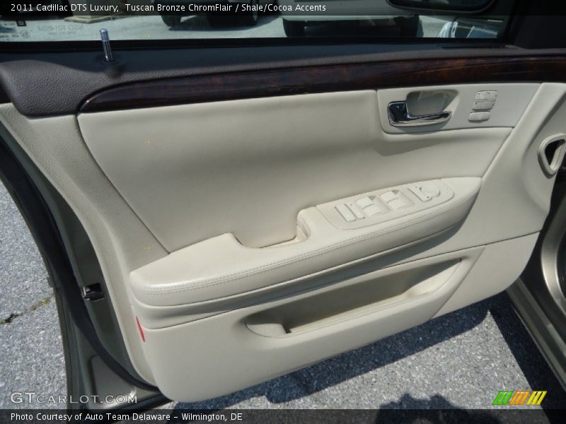 Tuscan Bronze ChromFlair / Shale/Cocoa Accents 2011 Cadillac DTS Luxury