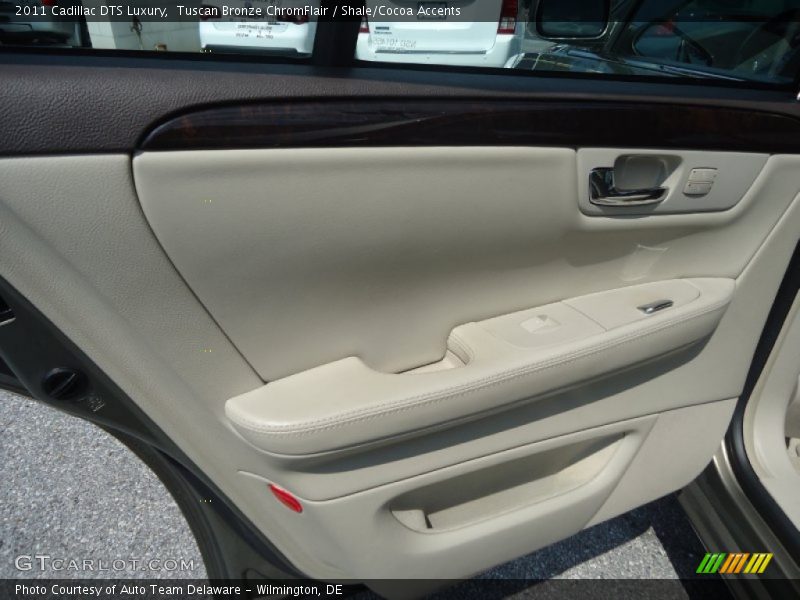 Tuscan Bronze ChromFlair / Shale/Cocoa Accents 2011 Cadillac DTS Luxury