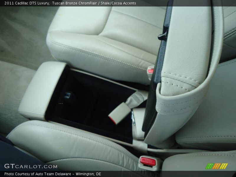 Tuscan Bronze ChromFlair / Shale/Cocoa Accents 2011 Cadillac DTS Luxury