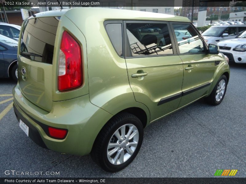 Alien Green / Black Soul Logo Cloth 2012 Kia Soul +