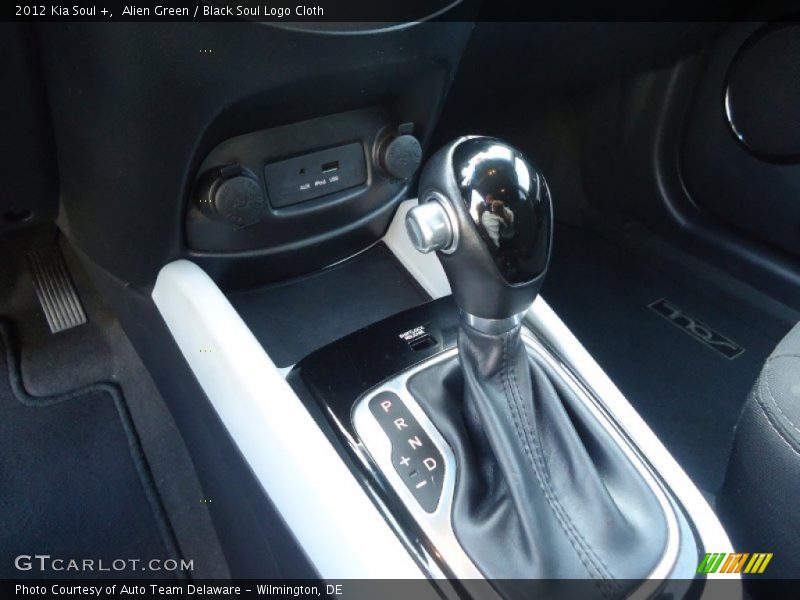 Alien Green / Black Soul Logo Cloth 2012 Kia Soul +