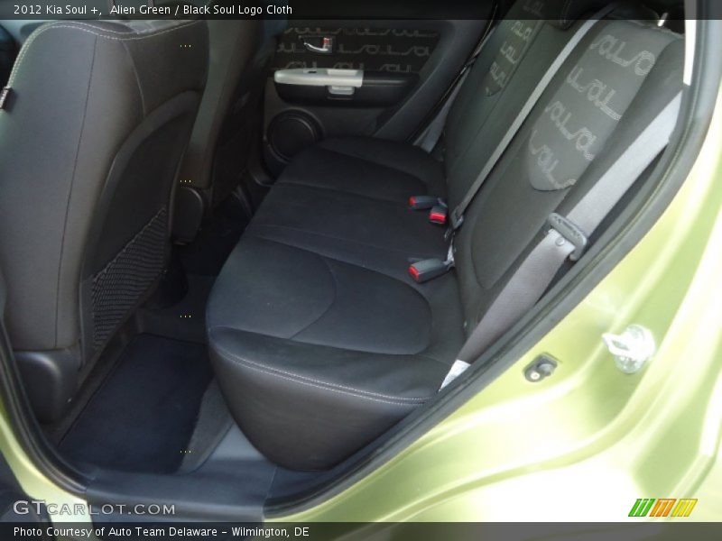 Alien Green / Black Soul Logo Cloth 2012 Kia Soul +